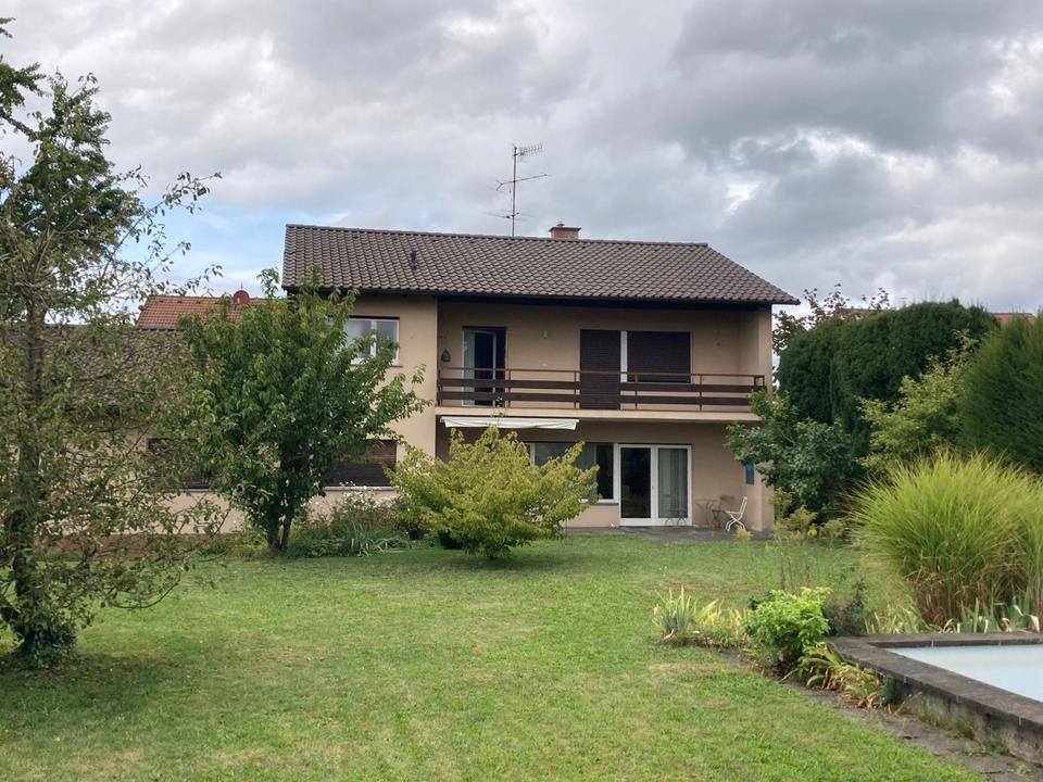 Thumbnail-Einfamilienhaus mit Praxisanteil - vielseitig nutzbar