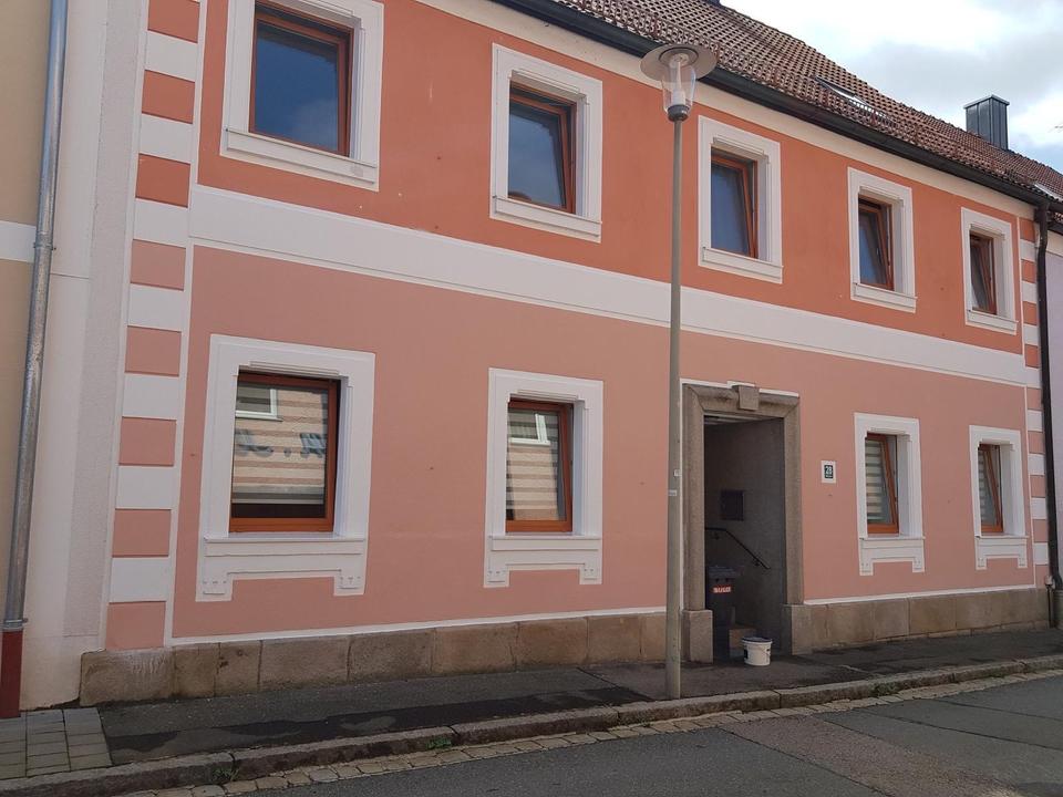 Thumbnail-Mehrfamilienhaus mit Werkstatt