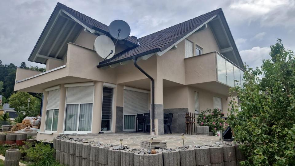 Thumbnail-Eigentumshaus mit Einliegerwohnung in Perfekter Lage Deißlingen