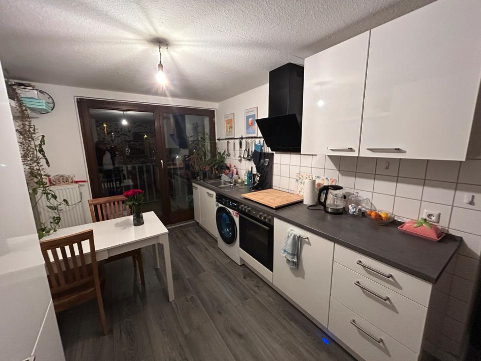 Thumbnail-2 Zimmer Wohnung - 2Balkone, Einbauküche, Zentrale Lage