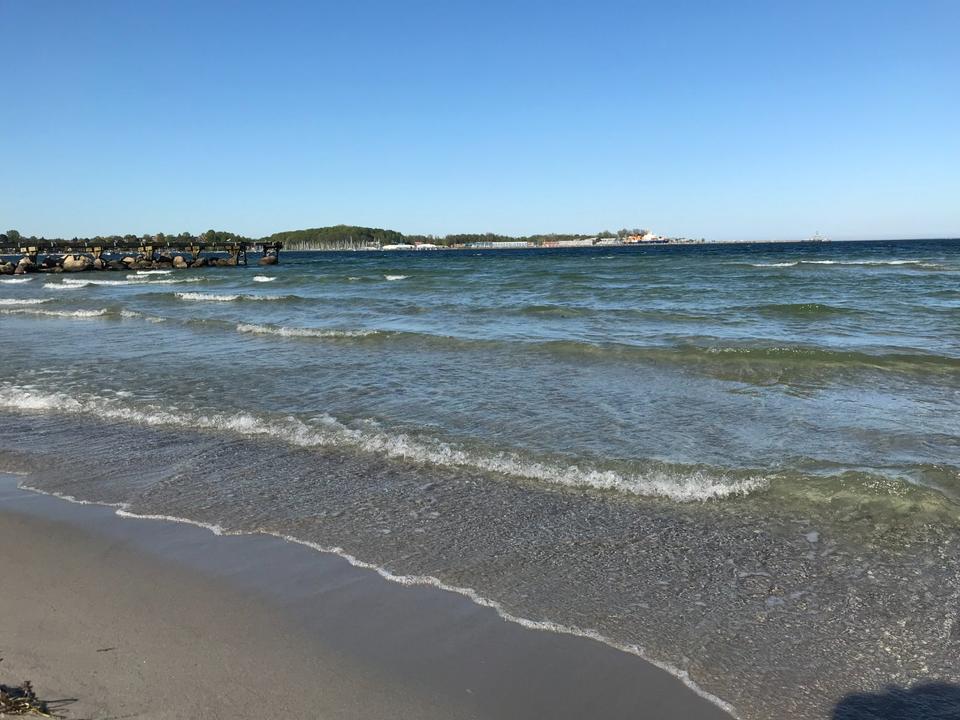 Thumbnail-Top Fewo Ferienwohnung Loggia Urlaub Juni Juli 14Nächte975€Ostsee