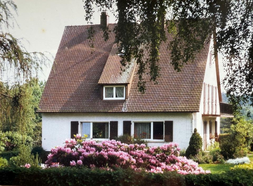 Thumbnail-Freistehendes Einfamilienhaus in Königsfeld im Schwarzwald