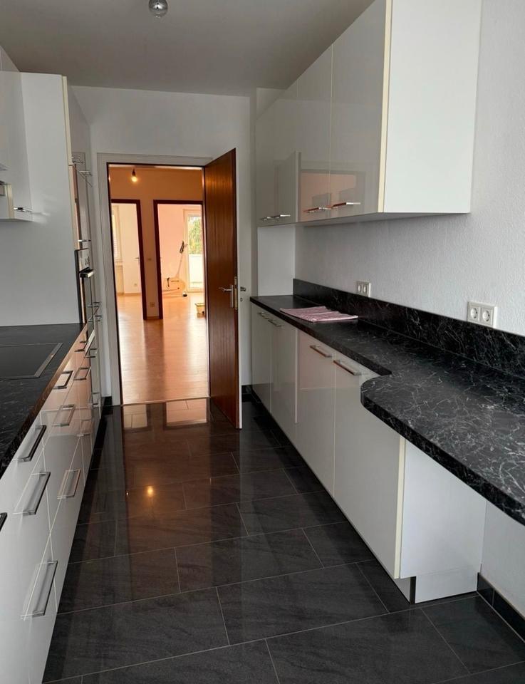 Thumbnail-Wohnung Rotenbühl 86 qm 3,5 Zimmer 2 Balkone 1. Etage