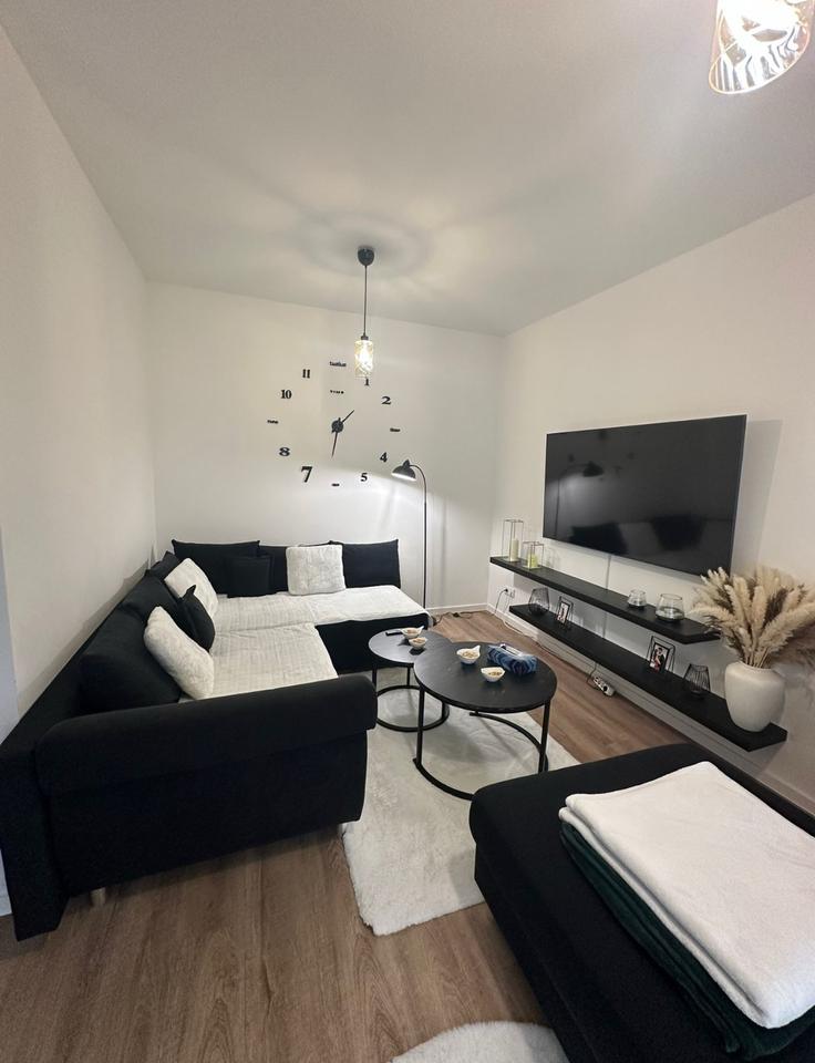 Thumbnail-Moderne, helle 2 Zimmer Wohnung mit EBK und Balkon