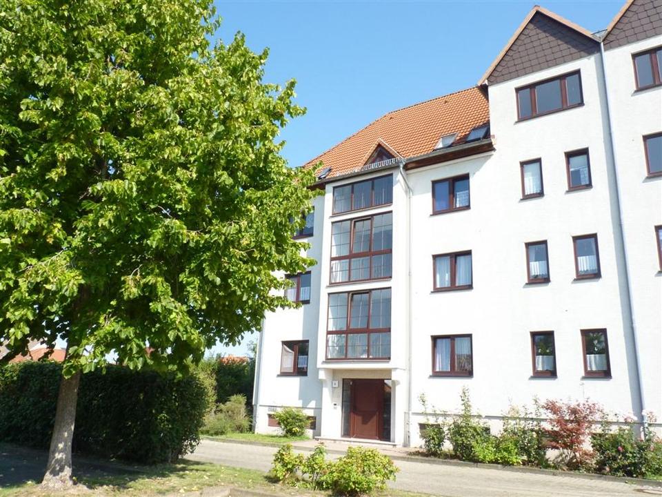 Thumbnail-Wohnung 3-ZimmerWhg 2.OG re.