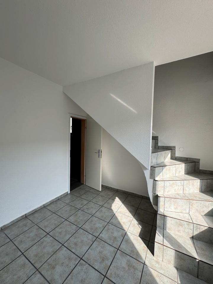 Thumbnail-Renovierte Maisonette-Wohnung mit großem Balkon Frankfurt