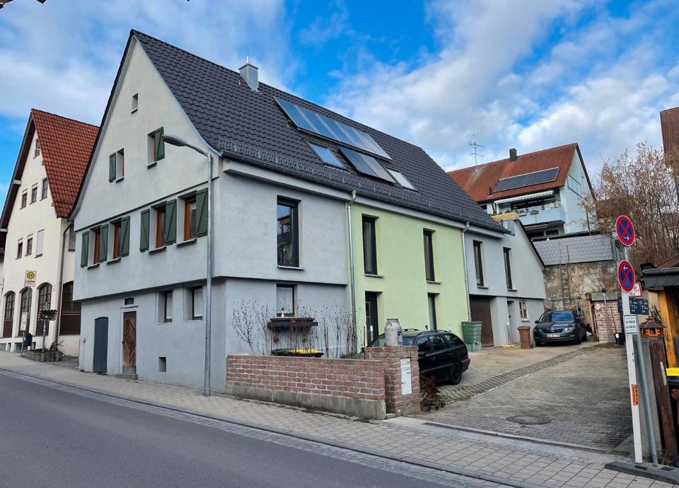 Thumbnail-Zweifamilienhaus in Neckarweihingen