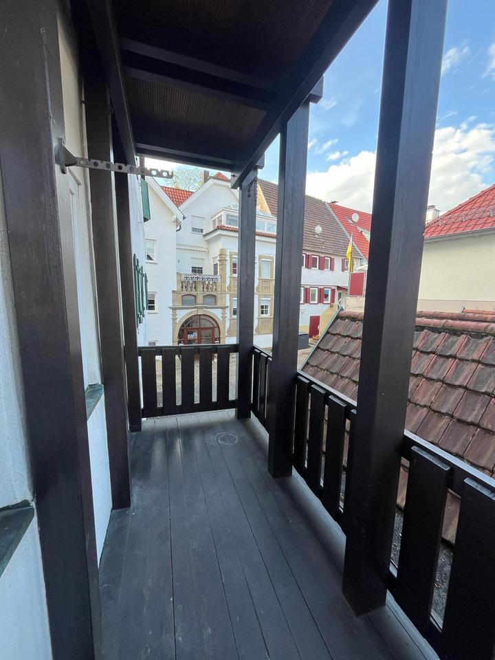 Thumbnail-Schöne Helle 3 Zimmerwohnung in Gundelsheim zu Vermieten