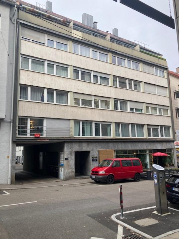 Thumbnail-2,5-Zimmer-Wohnung in zentraler aber ruhiger Lage von Stuttgart