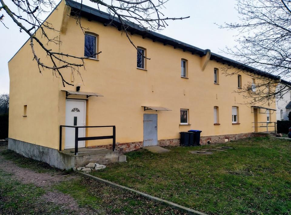 Thumbnail-Großes Zweifamilienhaus auf Großem Grundstück