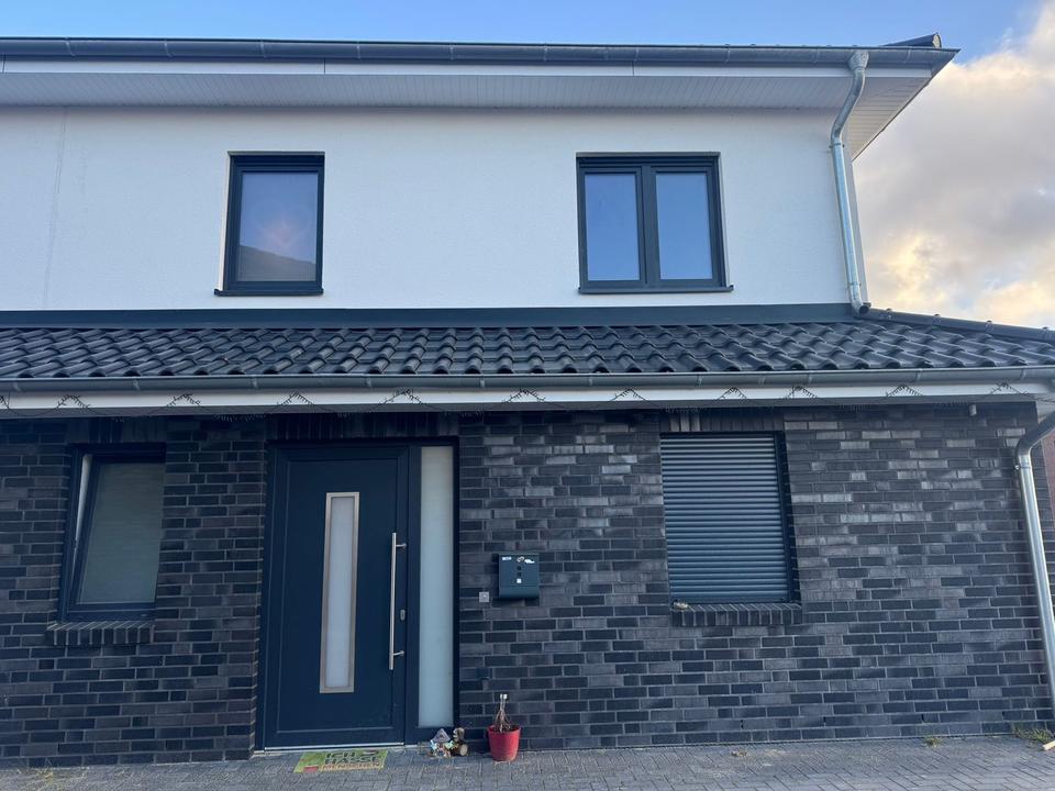 Thumbnail-Doppelhaushälfte in ruhiger Lage von Fredenbeck zu vermieten