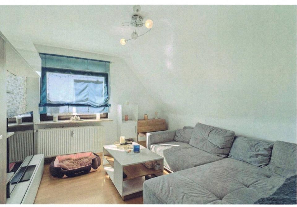 Thumbnail-3 - Zimmer - DG-Wohnung in Zentraler Lage von Bruchköbel