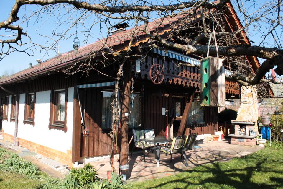 Thumbnail-Charmantes Einfamilienhaus mit Potenzial in ruhiger Lage in Boden