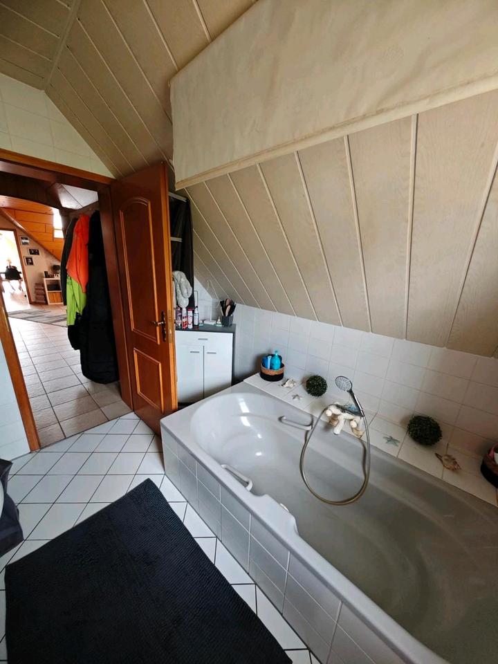 Thumbnail-Wohnung zu Vermieten 4 ZKB + Gäste WC + Balkon