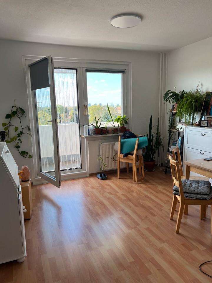 Thumbnail-Schöne 1 12 Zimmerwohnung in Kaulsdorf Süd (Hellersdorf)