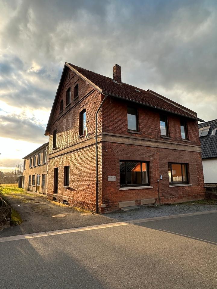 Thumbnail-Einfamilienhaus 160 qm plus Gewerbe 300 qm von Privat