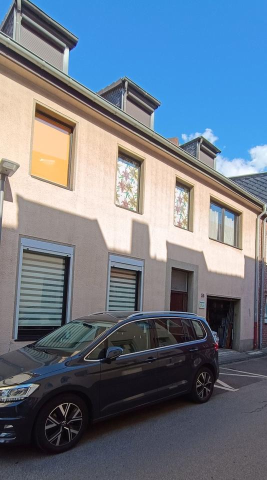 Thumbnail-Nettes Stadthaus in sehr ruhiger Lage mit vielen Räumlichkeiten