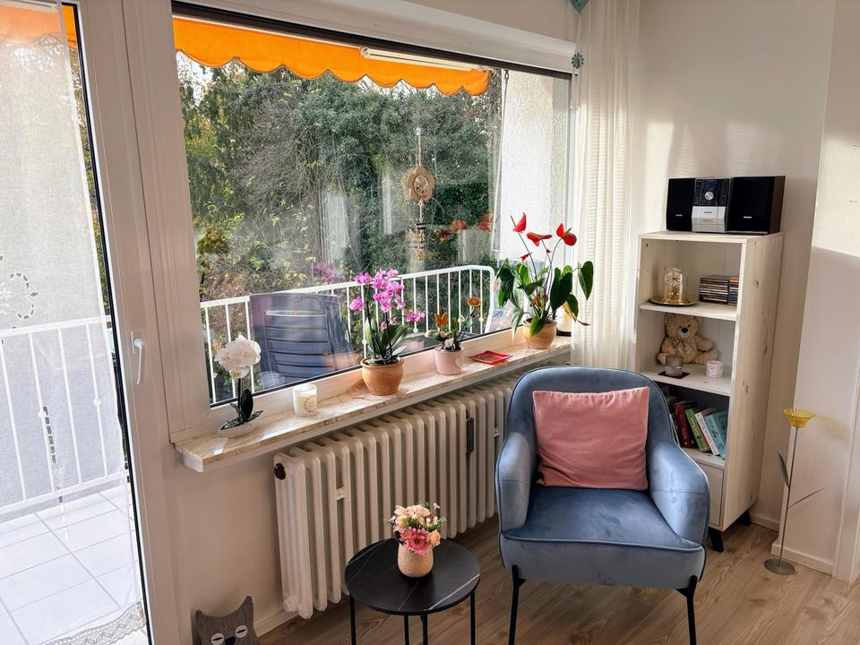 Thumbnail-Schöne, gut geschnittene 2,5-Zimmer-Wohnung mit Balkon und EBK