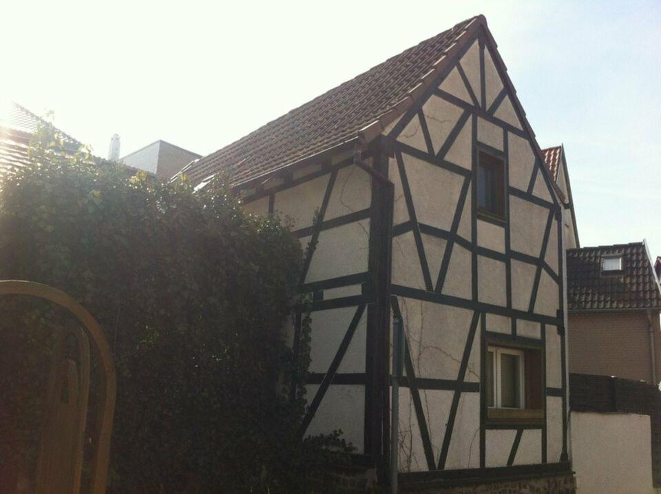 Thumbnail-Hexenhäuschen für kreative Hände