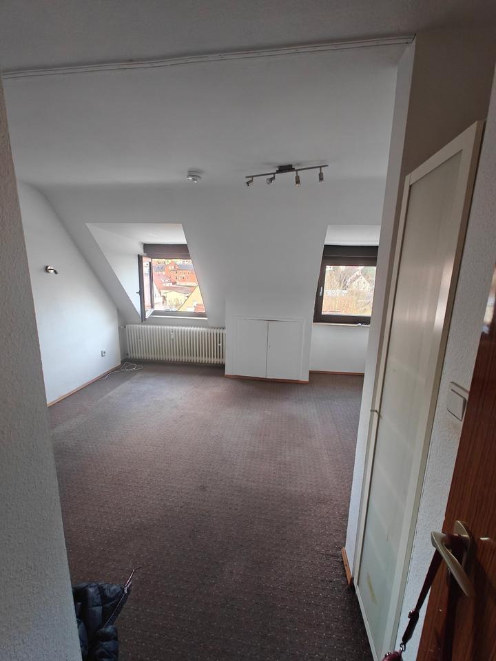 Thumbnail-Charmantes 1-Zimmer-Apartment im 2. OG in Höchberg