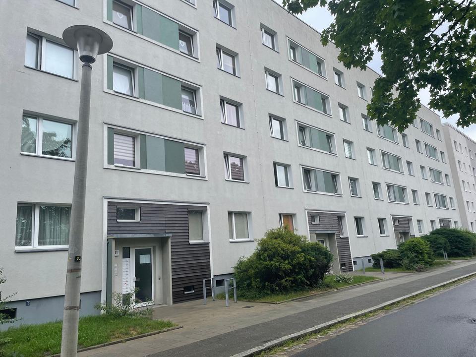 Thumbnail-Renovierte 2 Zimmerwohnung mit Balkon!