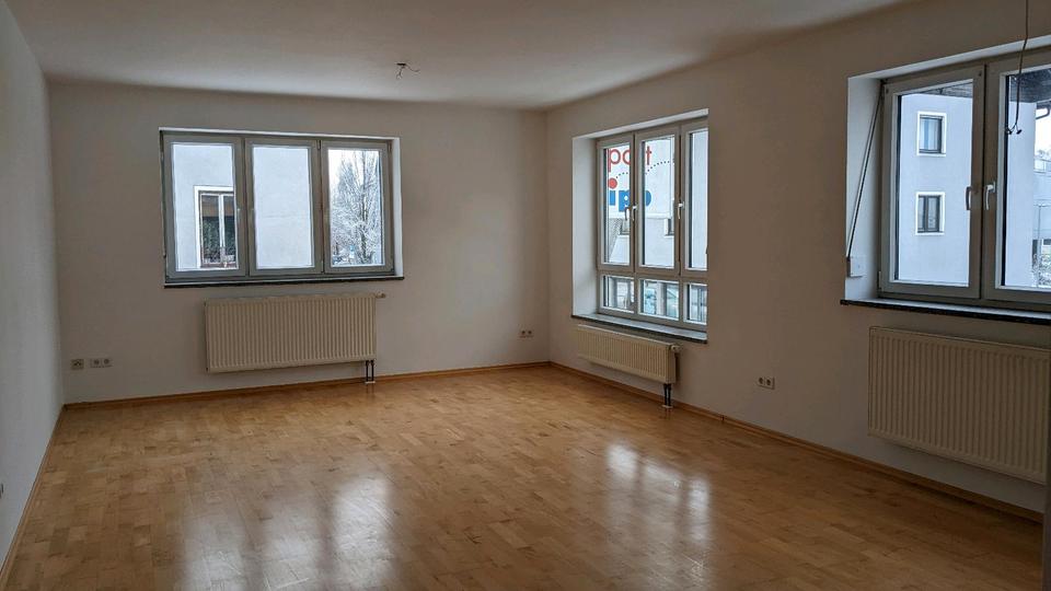 Thumbnail-Schöne 3-Zi-Wohnung 1.OG ohne Balkon