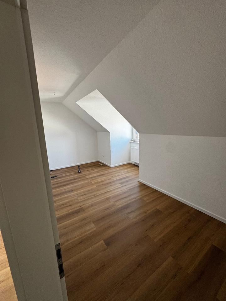 Thumbnail-Titelbild Helle 3-Zimmer Dachgeschosswohnung in Werl