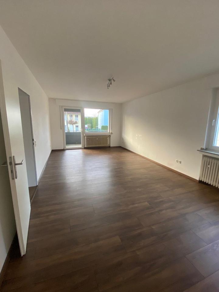 Thumbnail-Renovierte 3-Zimmer-Wohnung mit Balkon in Dortmund-Brackel