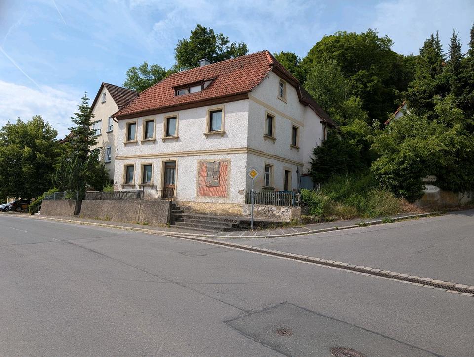 Thumbnail-1 - 2 - Familienhaus stark sanierungsbedürftig 107 qm