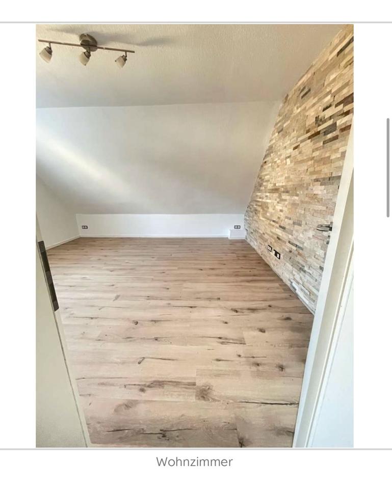 Thumbnail-Schöne moderne 2,5-Zimmer-Wohnung mit neuwertiger Küche