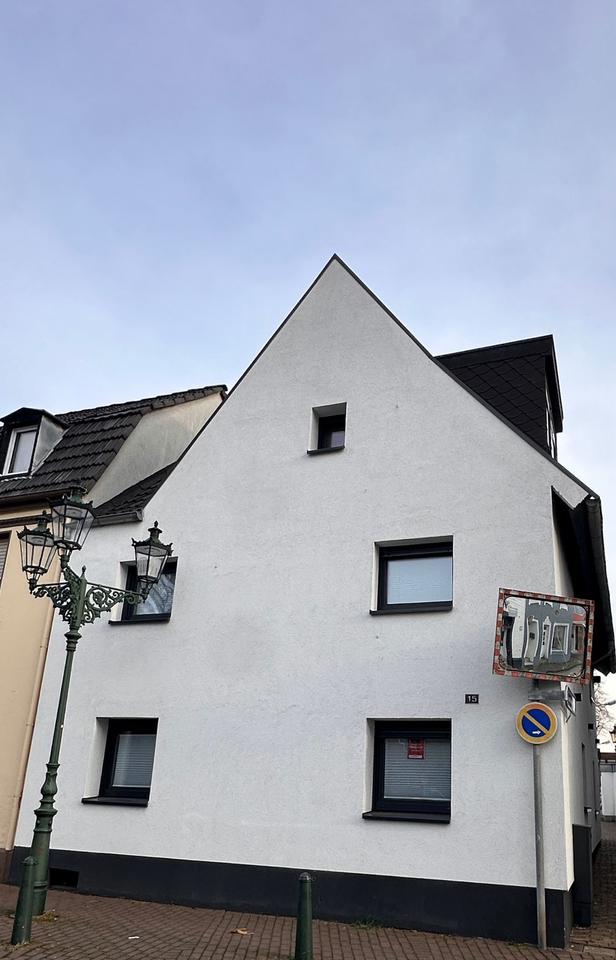 Thumbnail-Zentraler geht es nicht! Modernisiertes EFH in Korschenbroich