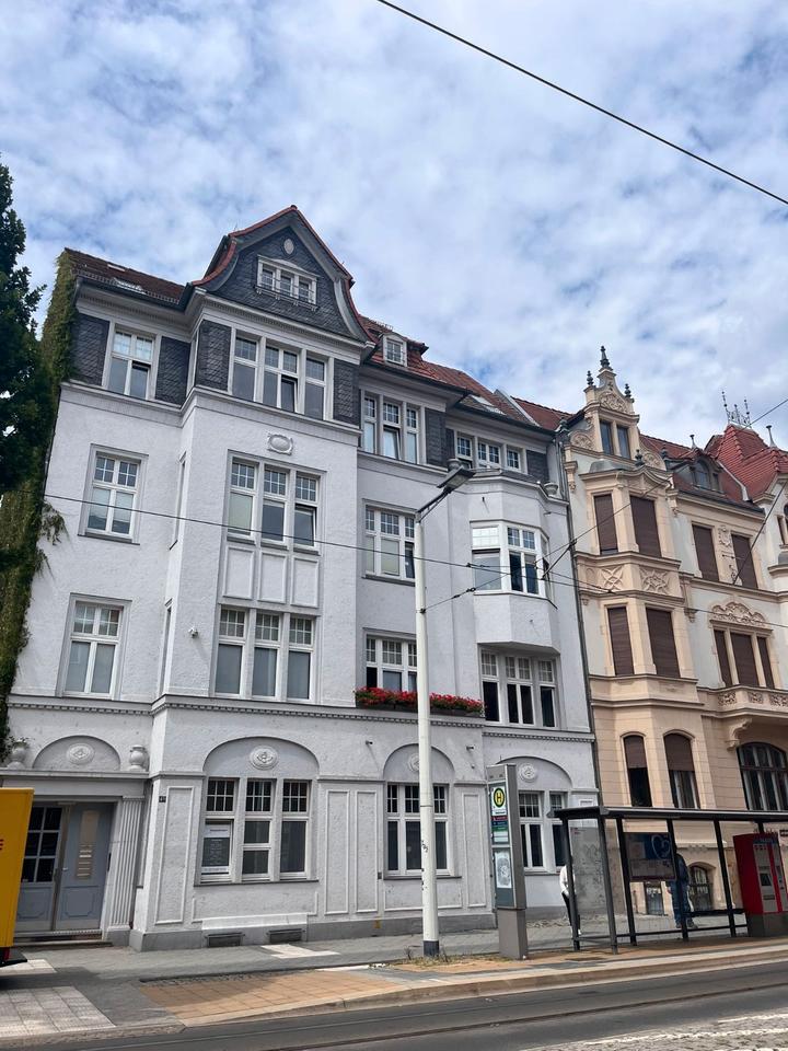 Thumbnail-2-Zimmer-Dachgeschosswohnung, komplett saniert