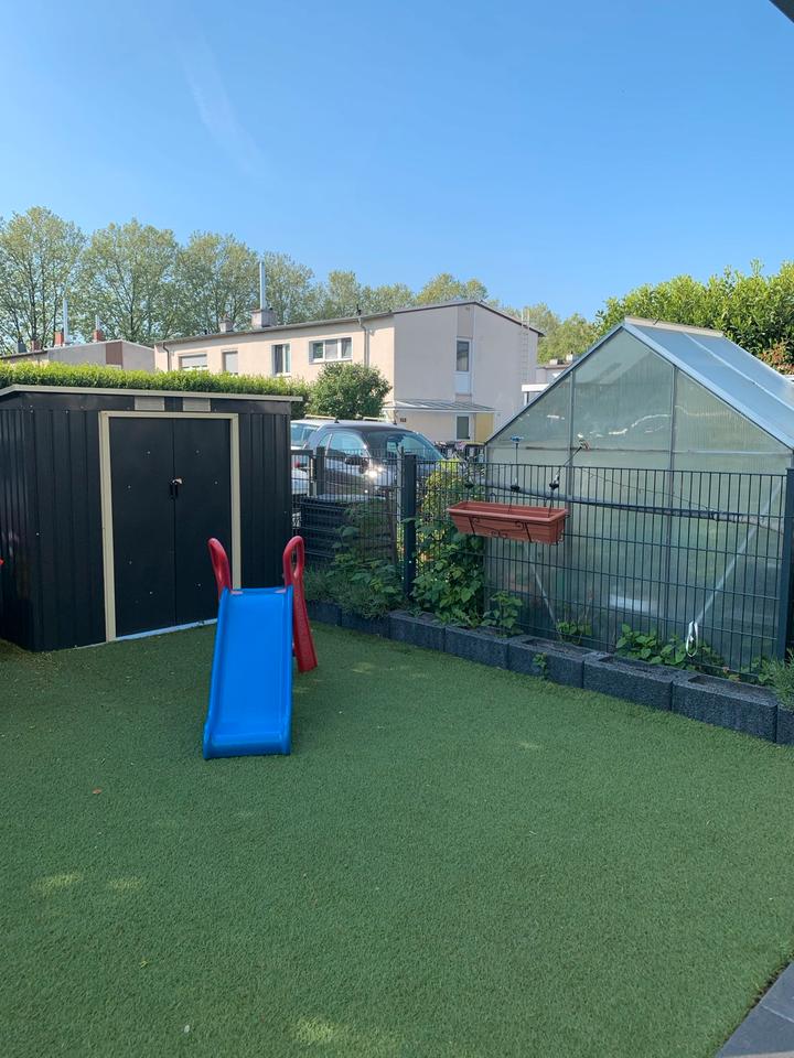 Thumbnail-Charmantes Reihenhaus mit Garten in hervorragender Lage