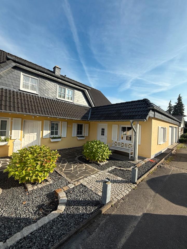 Thumbnail-Einfamilienhaus mit Einliegerwohnung im Ortskern von Dabringhause