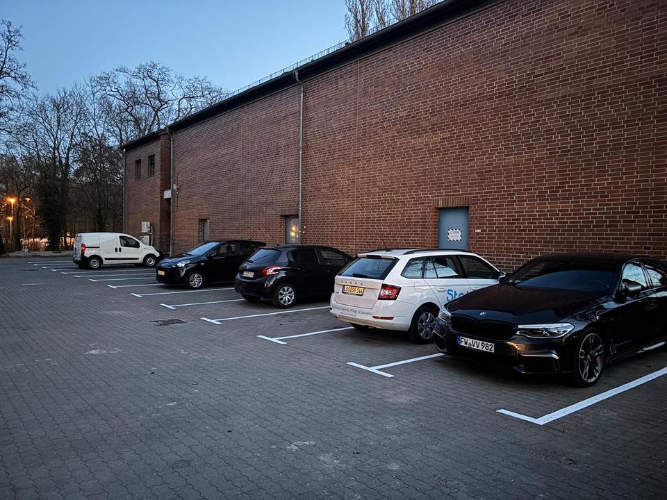 Thumbnail-Büro-Praxis- mit 20 Stellplätze Erkner Zentrum