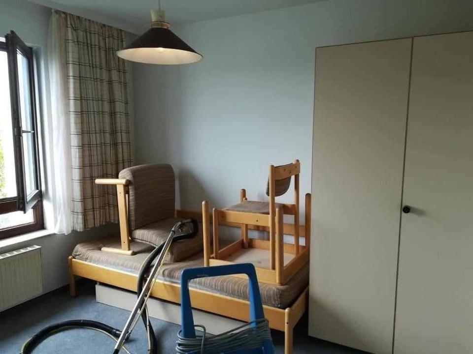Thumbnail-Teilmöbliertes 1-Zimmer Apartment für Studenten ab 01.04!!!