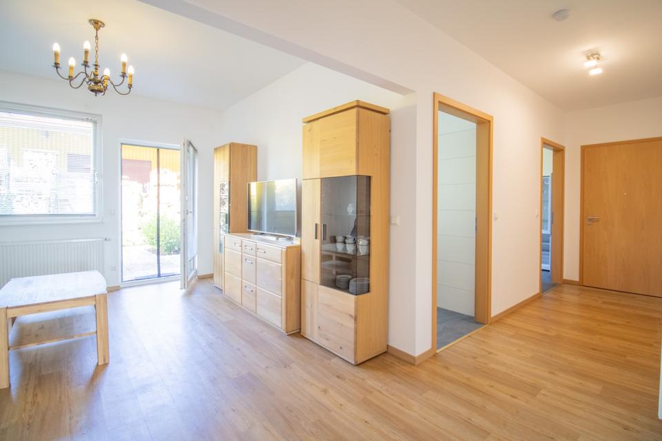 Thumbnail-Möblierte 2-Zimmer Erdgeschosswohnung mit Terasse und Stellplatz