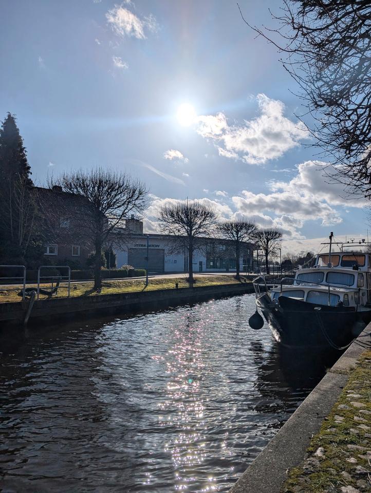 Thumbnail-Helle Dachgeschosswohnung mit großem Sonnenbalkon