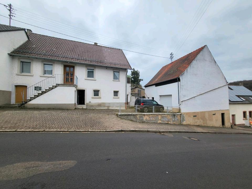 Thumbnail-Einfamilienhaus mit Anbau, Scheune, 2 Garagen und 1ha Land