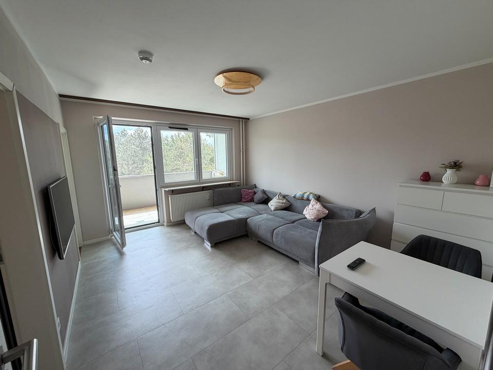 Thumbnail-1,5 Zimmer Wohnung in Frankfurt Hausen möbliert und bezugsfertig