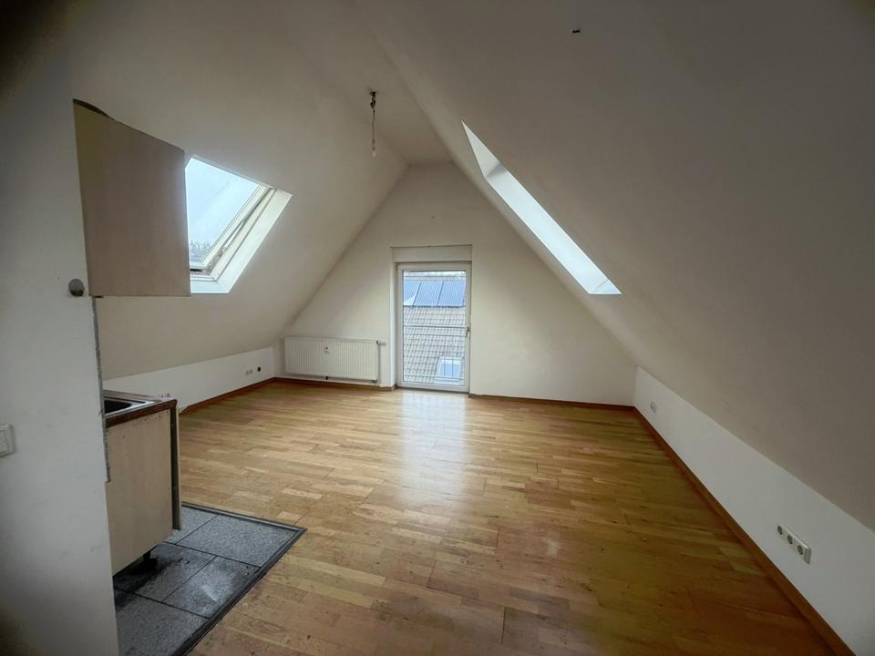 Thumbnail-Charmante Dachgeschosswohnung in zentraler Lage von Gummersbach-Dieringhausen ab 01.04.2026 zu vermieten