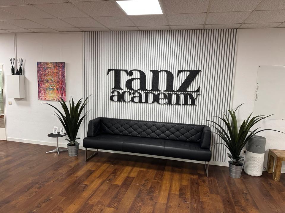 Thumbnail-Kursraum Tanzraum Fitnessraum Yogaraum in Stuttgart stundenweise