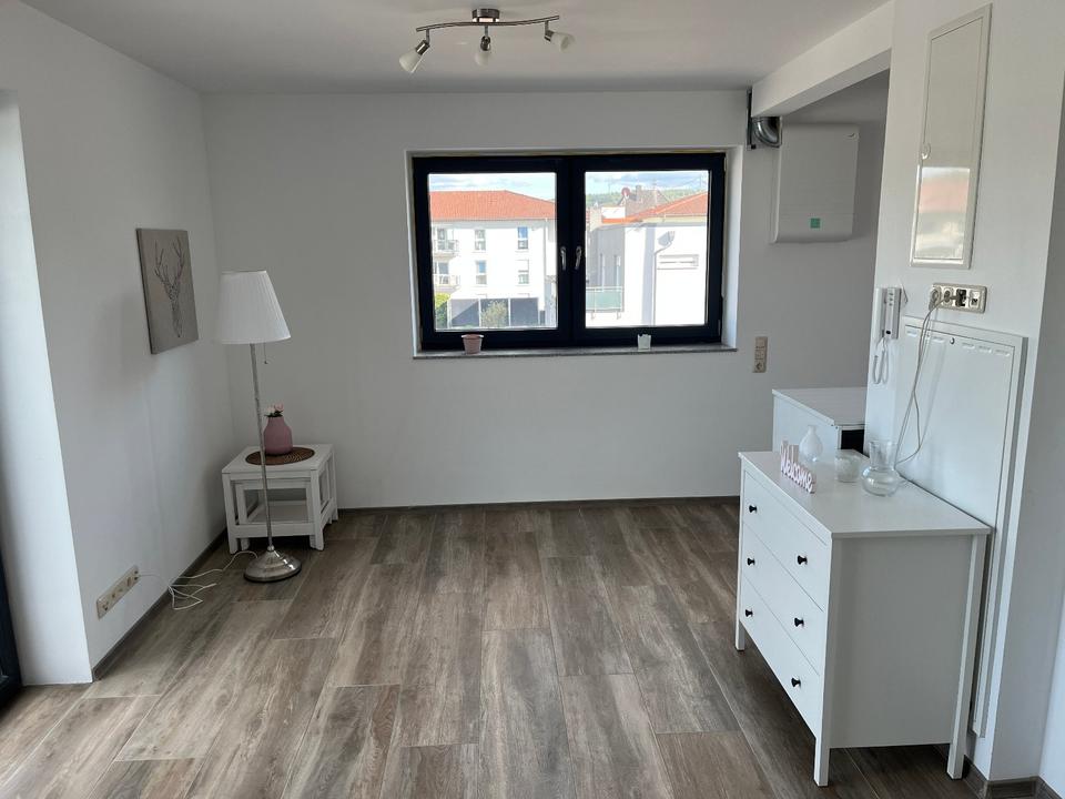 Thumbnail-Möblierte Neubauwohnung an Berufspendler (1Person) zu vermieten