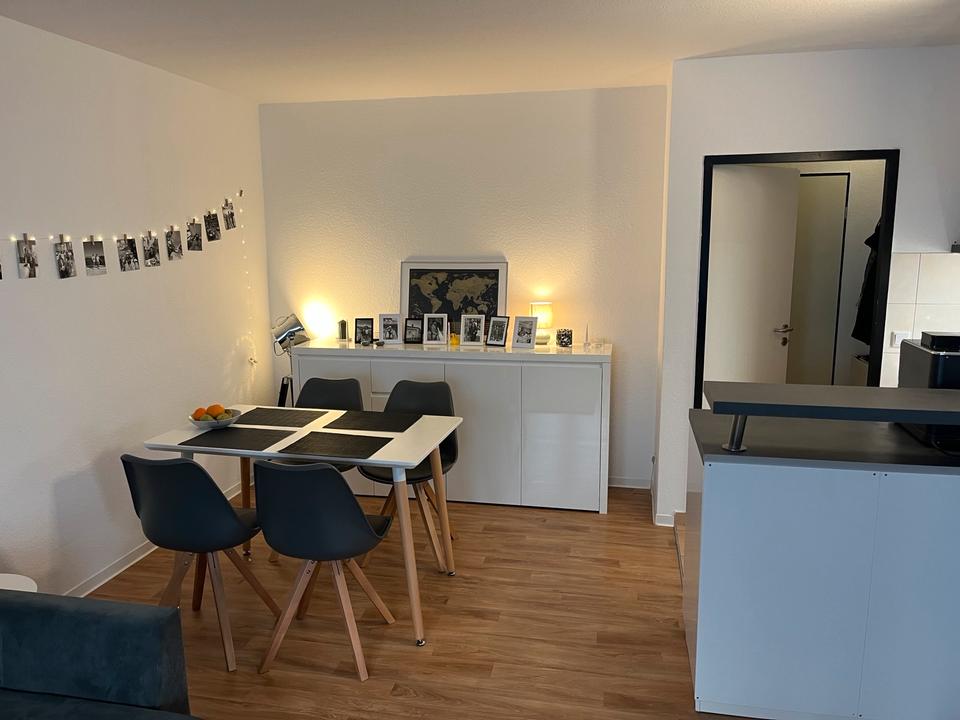 Thumbnail-Gemütliche 1,5-Zimmer-Wohnung zur Zwischenmiete in Innenstadtnähe