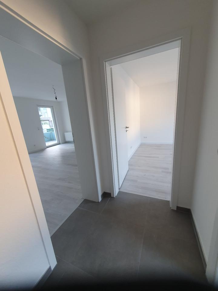 Thumbnail-Erstbezug! Geräumige 3 Zi.-Whg. Balkon nach Renovierung in Lüd!