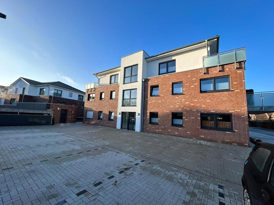 Thumbnail-IMMOBILIEN GUMNIOR präsentiert: Wohnpark Hügelweg - 3 Zimmer- Erdgeschosswohnung