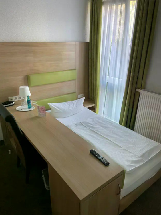 Thumbnail-Möbliertes 1-Zimmer-Apartment in Karlsruhe-Nordstadt