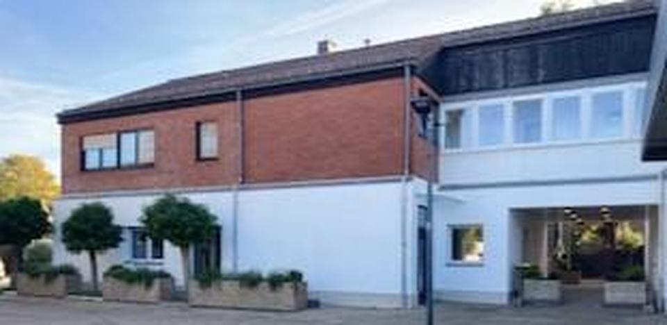 Thumbnail-Schicke neuwertige Wohnung 54m² 1 OG