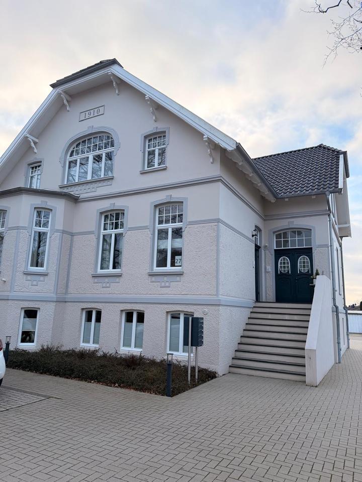 Thumbnail-Wunderschöne kernsanierte 3-ZKBB Altbauwohnung in Rastede