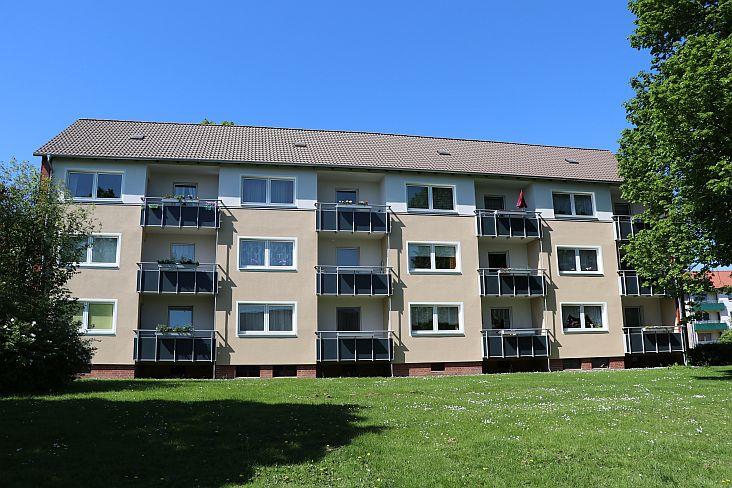 Thumbnail-* 2 Zimmer, Bad modernisiert, mit Dusche *